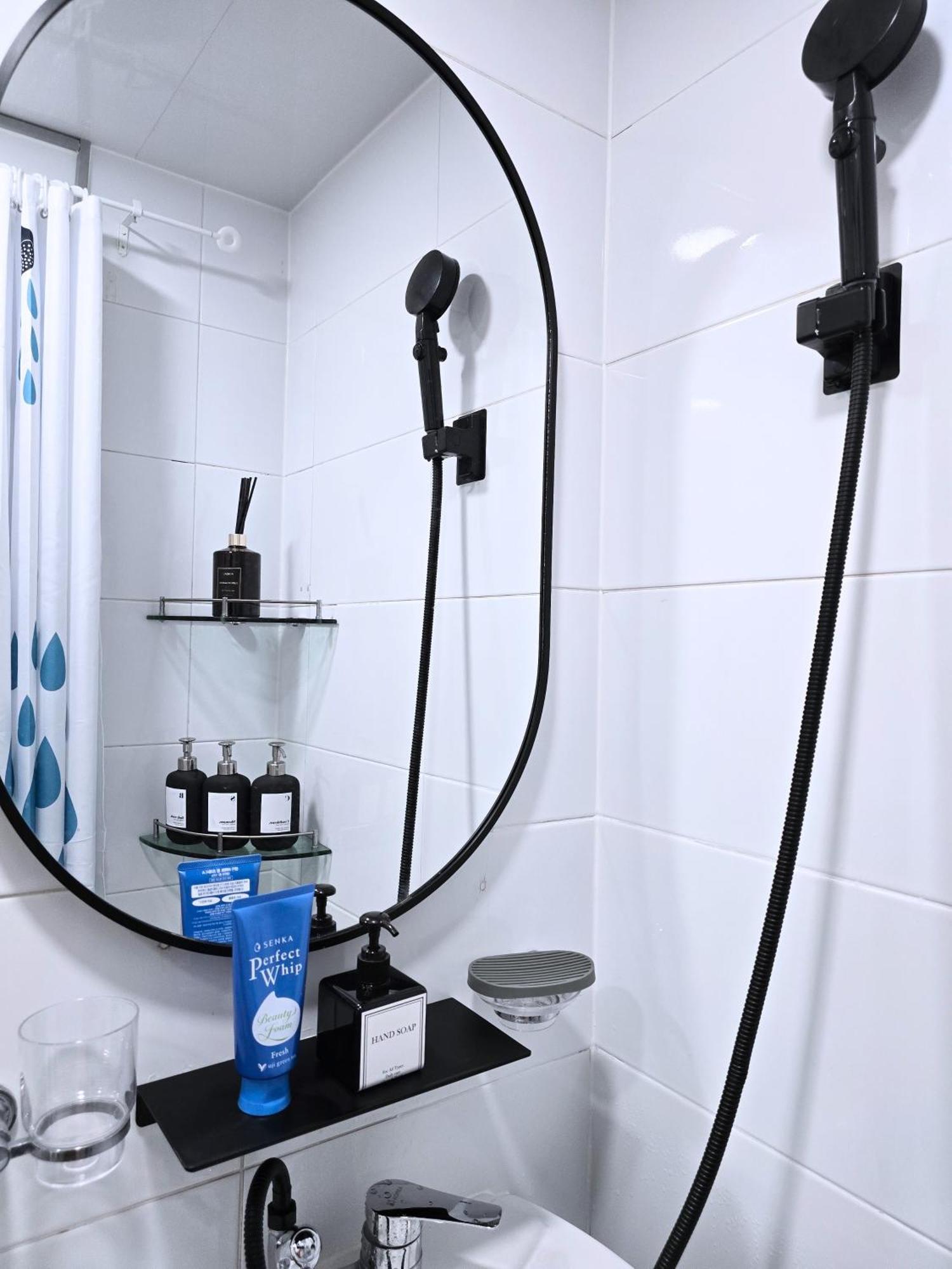 Rinn - Bongcheon Station, National Uni, Airport Bus Apartment *